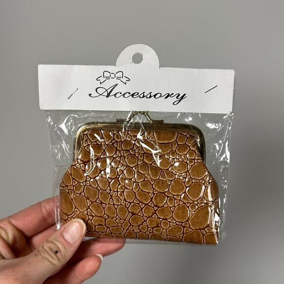 NWT Lot of 3 Women's Embroidered & Snakeskin Print Coin Purses - Picture 2 of 6